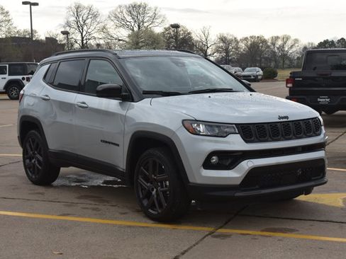 New 2026 Jeep Compass Limited AWD/4WD image 3
