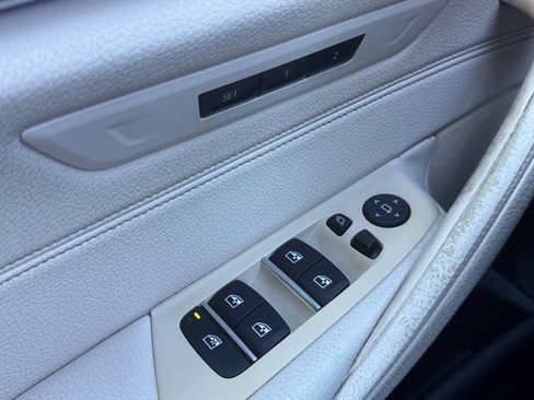 Used 2017 BMW 530i xDrive image 22