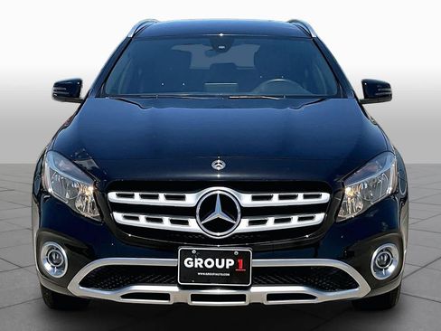 Used 2018 Mercedes-Benz GLA 250 w/ Premium Package image 4