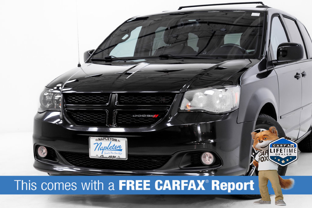 Used 2016 Dodge Grand Caravan R/T w/ Driver Convenience Group FWD image 2