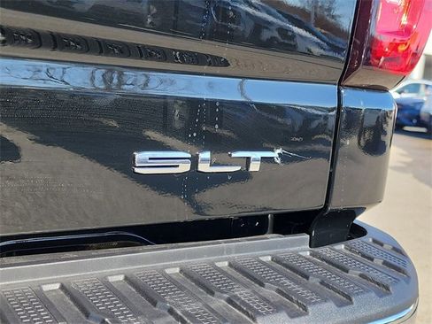 New 2026 GMC Sierra 1500 SLT w/ SLT Premium Plus Package image 5