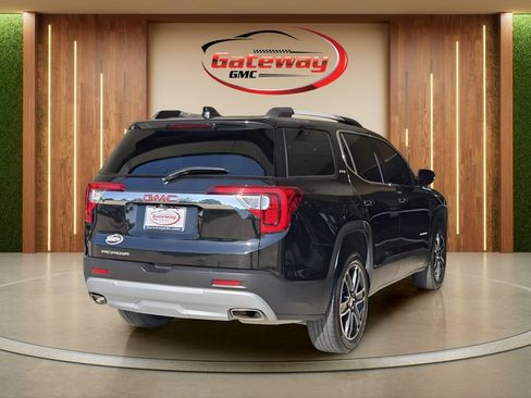 Used 2023 GMC Acadia SLT w/ Preferred Package FWD image 6
