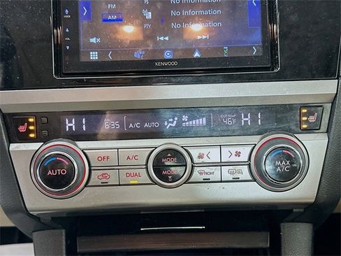 Used 2015 Subaru Legacy 3.6R Limited image 15