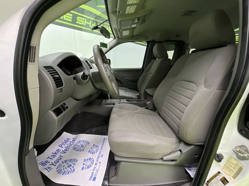 Used 2019 Nissan Frontier S RWD image 16