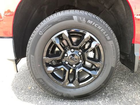Certified 2024 Chevrolet Silverado 1500 LT AWD/4WD image 22