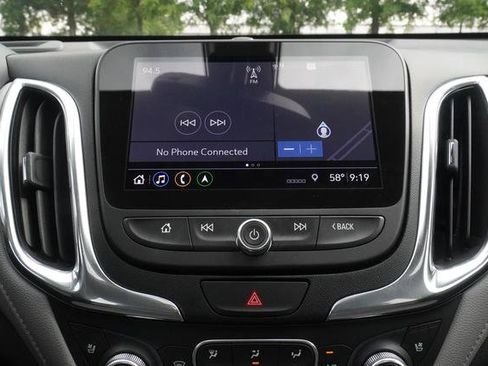 Used 2020 Chevrolet Equinox Premier FWD image 18