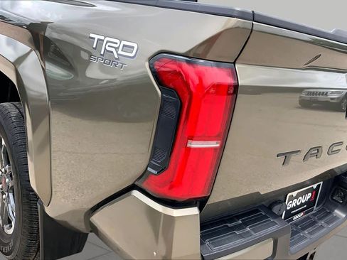 Used 2024 Toyota Tacoma TRD Sport RWD image 28