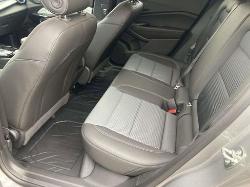 New 2026 Chevrolet Trax LT w/ Sunroof Package FWD image 12