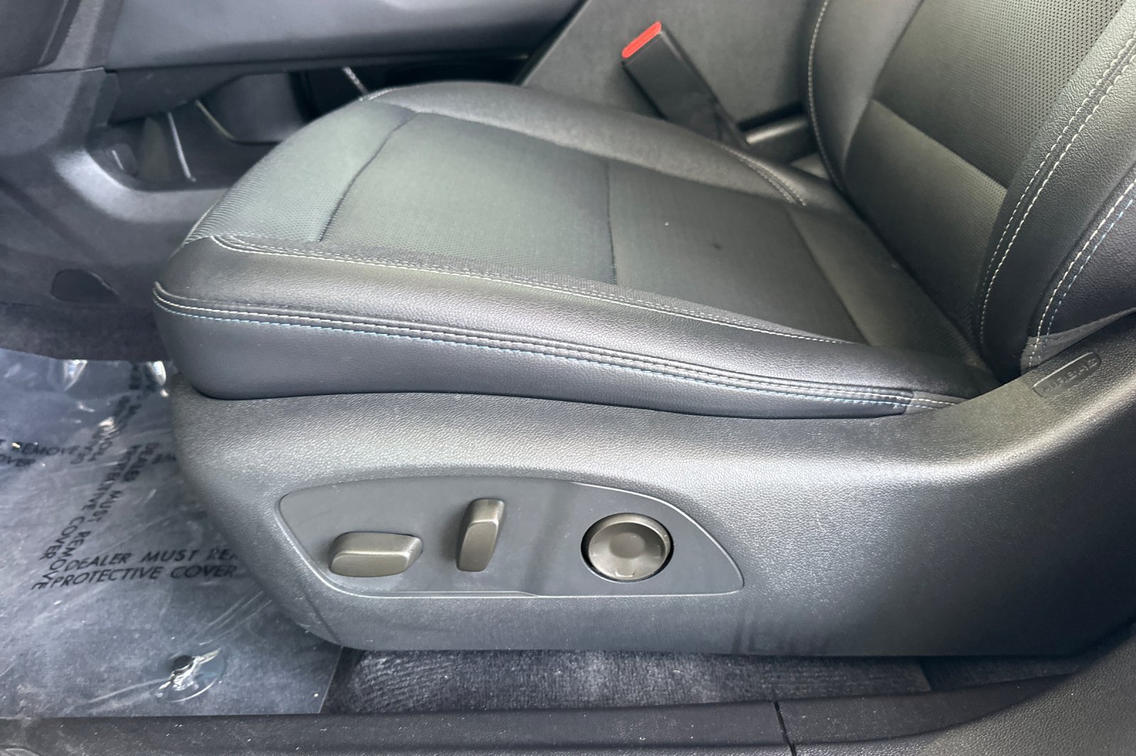 Certified 2024 Chevrolet Equinox EV LT w/ LPO, Trailering Package AWD/4WD image 13