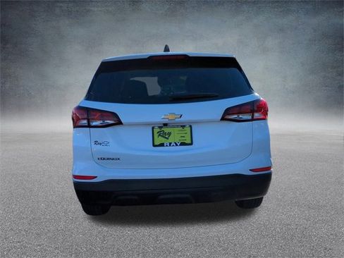 Used 2022 Chevrolet Equinox LS image 8