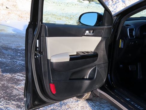 Certified 2019 Kia Sportage EX w/ EX Sport Appearance Package image 24