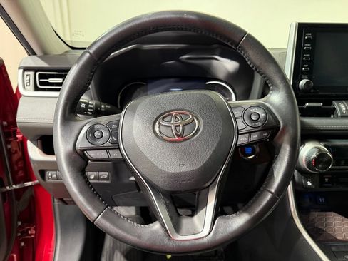 Used 2019 Toyota RAV4 Limited w/ Cold Weather Package AWD/4WD image 24