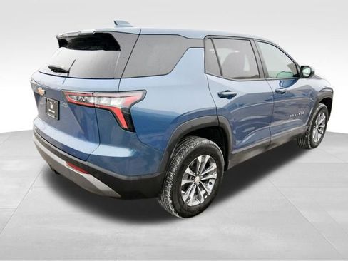 Used 2026 Chevrolet Equinox LT w/ Convenience Package II AWD/4WD image 8