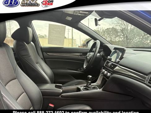 Used 2018 Honda Accord Sport image 10