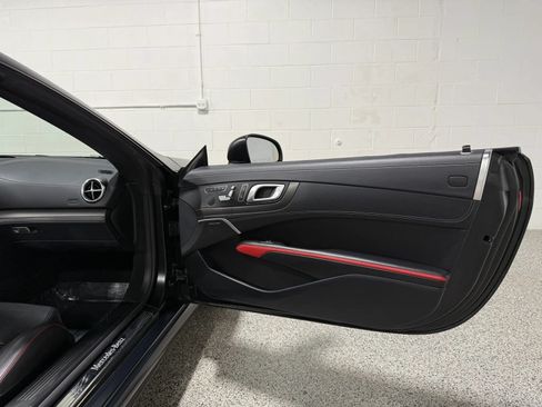 Used 2016 Mercedes-Benz SL 550 w/ Mille Miglia Edition image 59