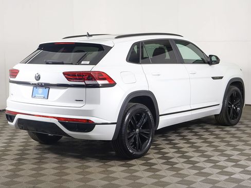 Used 2023 Volkswagen Atlas Cross Sport SEL R-Line AWD/4WD image 13