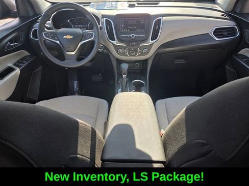Used 2023 Chevrolet Equinox LS w/ LS Convenience Package FWD image 13