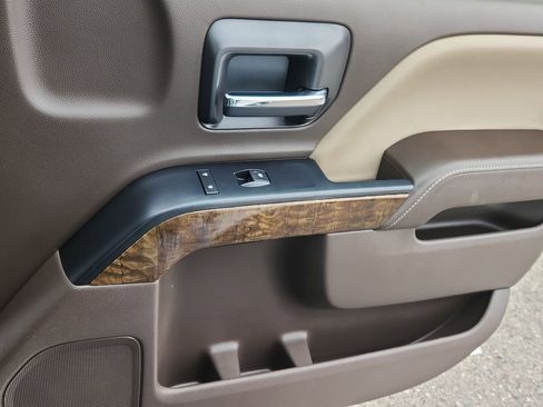 Used 2018 Chevrolet Silverado 1500 LT w/ All Star Edition AWD/4WD image 15