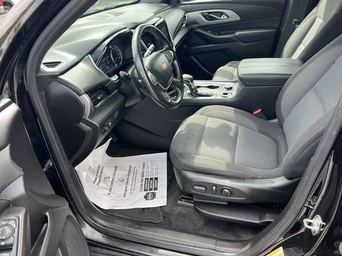 Used 2022 Chevrolet Traverse LT AWD/4WD image 16