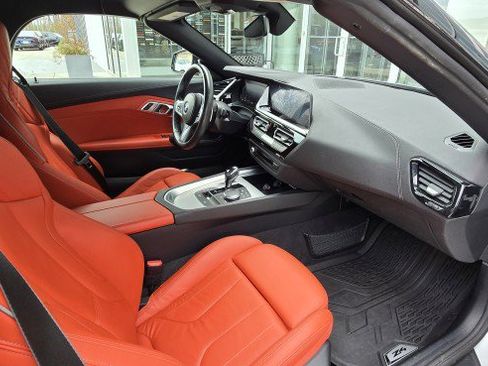 Used 2020 BMW Z4 sDrive30i w/ Premium Package image 18