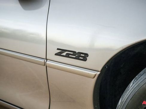 Used 2001 Chevrolet Camaro Z28 w/ Preferred Equipment Group 2 image 23