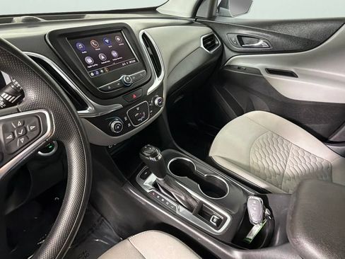 Used 2020 Chevrolet Equinox LT FWD image 19