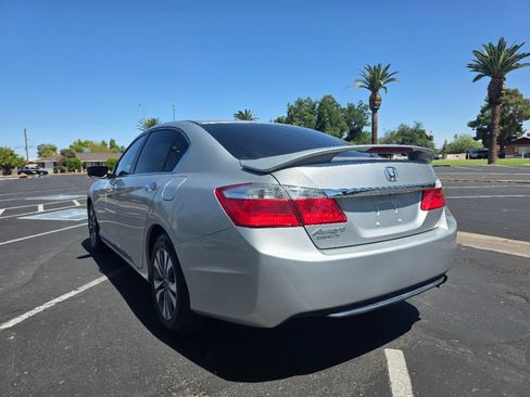 Used 2013 Honda Accord LX image 8