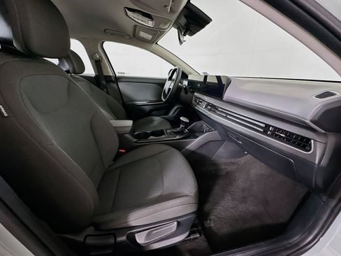 Used 2025 Kia K4 FWD image 30