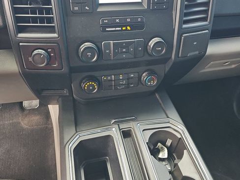 Used 2019 Ford F150 XL w/ Equipment Group 101A Mid RWD image 10
