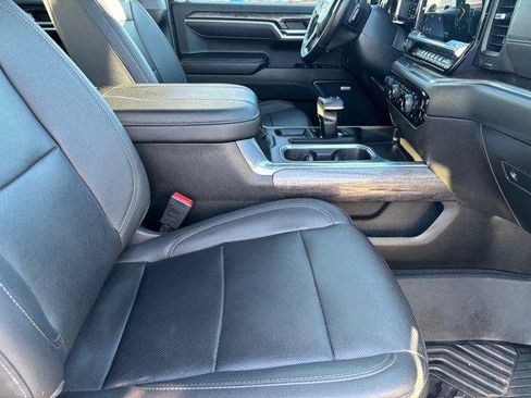 Used 2023 Chevrolet Silverado 1500 LTZ w/ LTZ Premium Package image 11