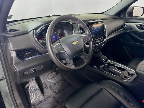 Used 2022 Chevrolet Traverse LT AWD/4WD image 8