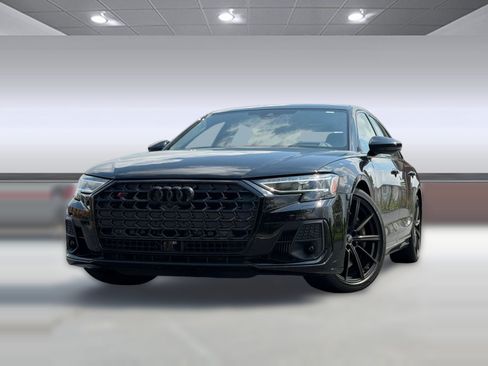 Used 2023 Audi S8 AWD/4WD image 33
