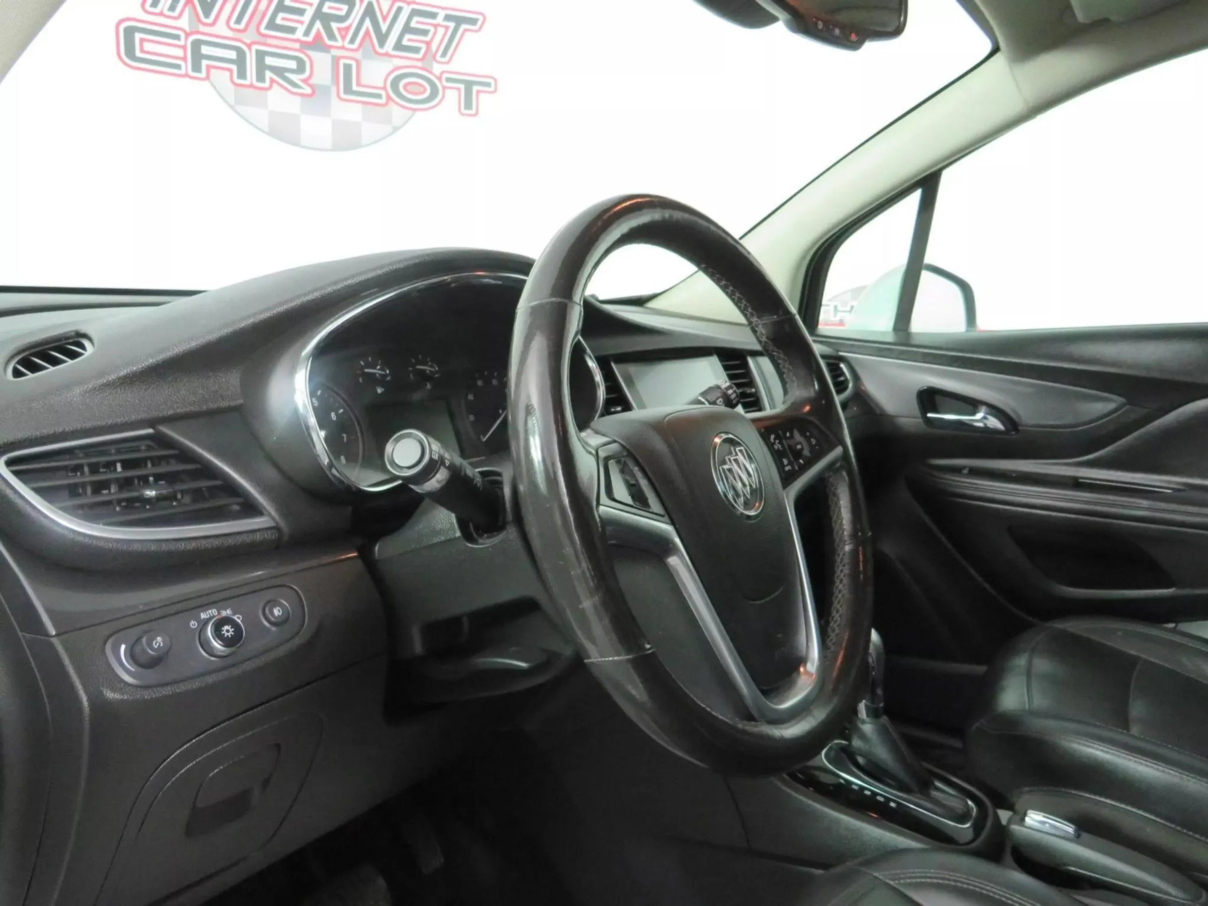 Used 2020 Buick Encore Essence AWD/4WD image 10
