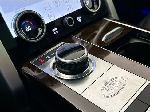 Used 2022 Land Rover Range Rover Westminster Edition image 17