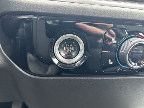 Used 2023 Chevrolet Silverado 1500 LT image 21