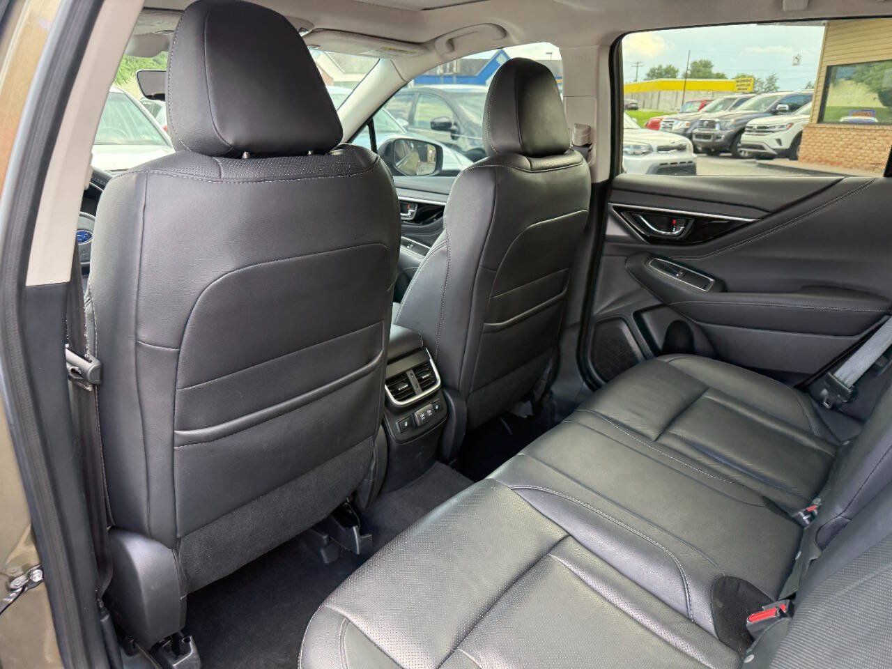 Used 2020 Subaru Outback Limited XT w/ Popular Package #2 AWD/4WD image 28