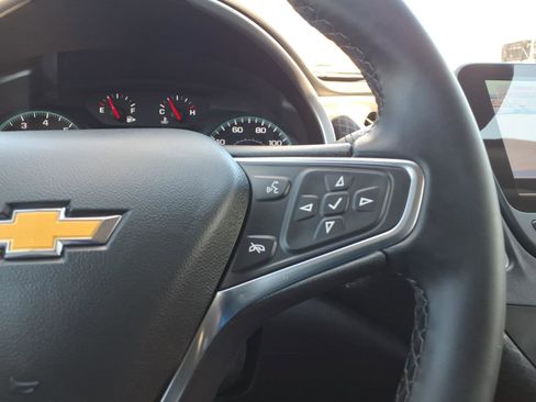 Used 2025 Chevrolet Malibu RS FWD image 18