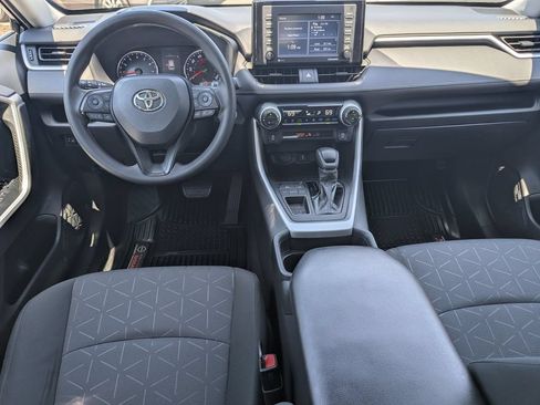 Used 2021 Toyota RAV4 XLE FWD image 19