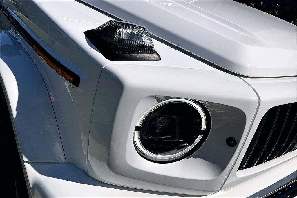 Certified 2022 Mercedes-Benz G 63 AMG 4MATIC image 31