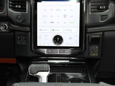 New 2023 Ford F150 Lightning Platinum image 9