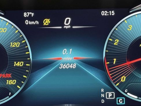 Used 2022 Mercedes-Benz GLC 300 4MATIC w/ Multimedia Package Lite image 5