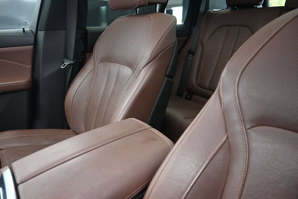 Used 2020 BMW X5 sDrive40i w/ Premium Package RWD image 14