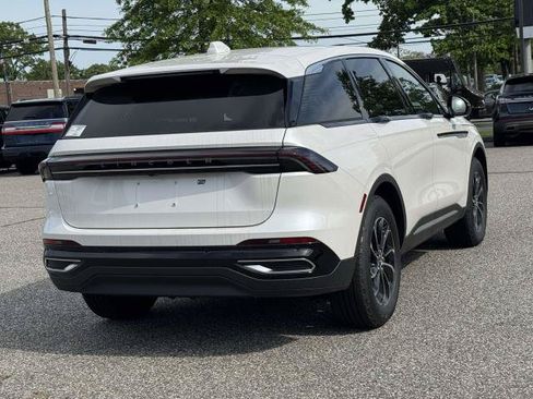 New 2026 Lincoln Nautilus Premier w/ Equipment Group 102A AWD/4WD image 3