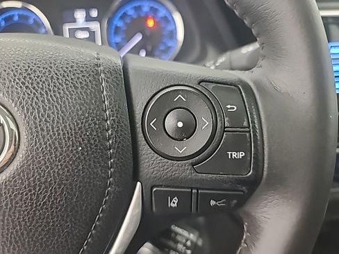 Used 2017 Toyota Corolla SE 50th Anniversary FWD image 28