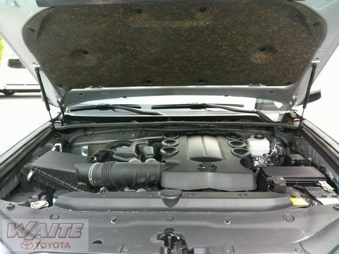 Certified 2022 Toyota 4Runner SR5 image 7