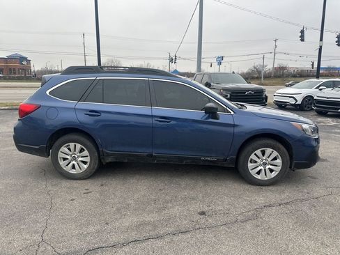 Used 2019 Subaru Outback 2.5i image 4