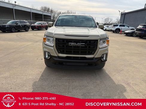 Used 2022 GMC Canyon Elevation image 2