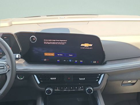 New 2026 Chevrolet Suburban LS AWD/4WD image 14