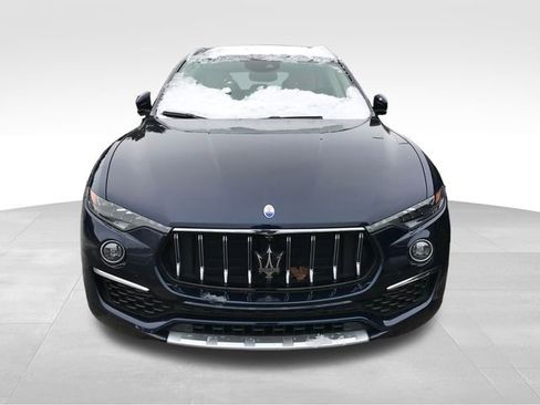 Used 2021 Maserati Levante GranLusso image 10