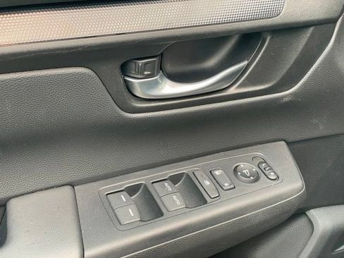Used 2025 Honda CR-V Sport image 8